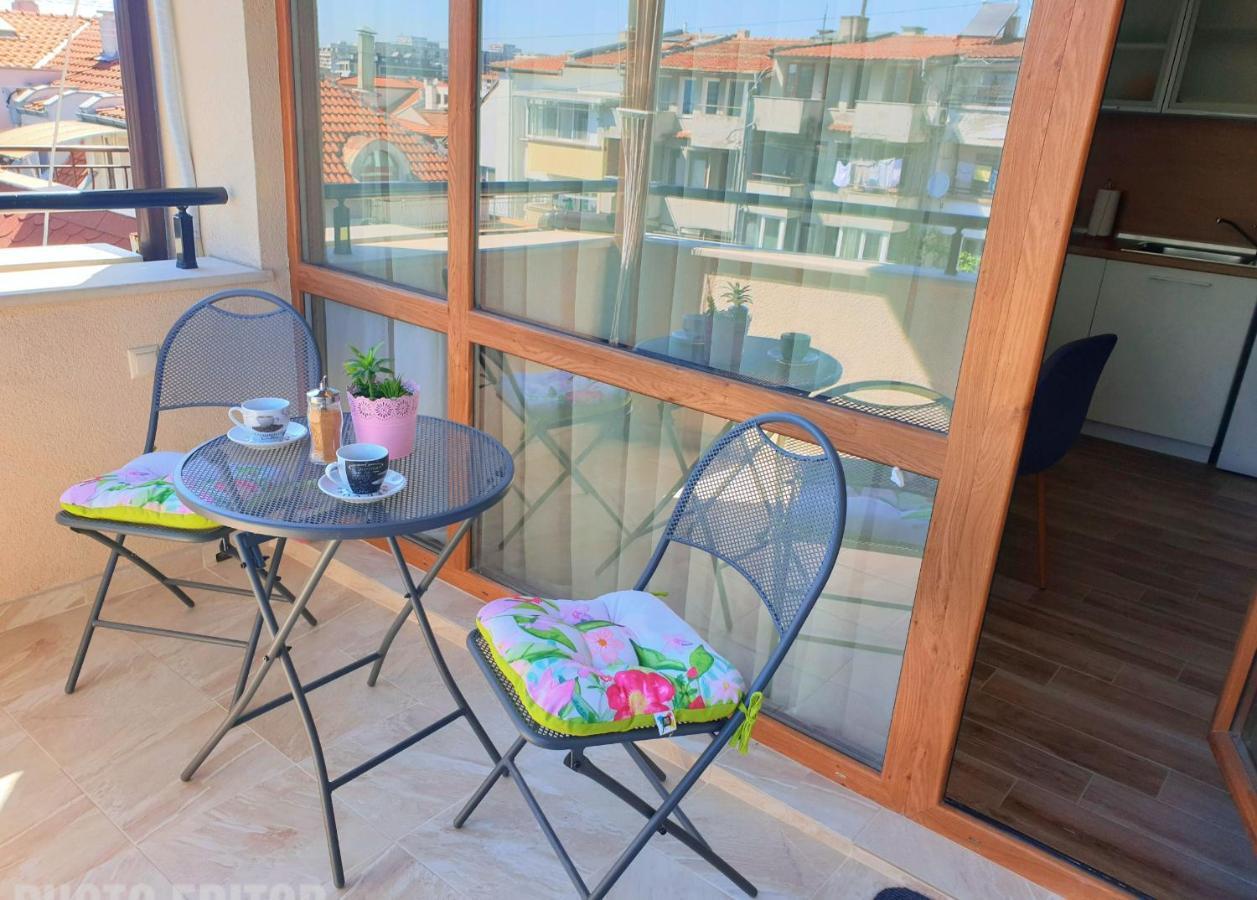 Romance Apartament & Free Parking Burgas Extérieur photo